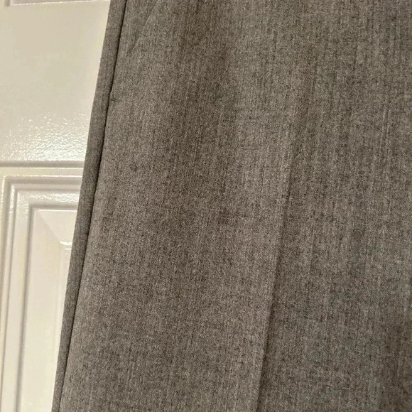 Size 2 Gray THEORY Wool Trouser Pants with Pleats, Used, See Photos - Picture 7 of 11